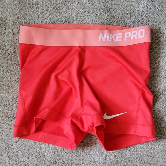 Nike Pants - Nike pro women's shorts